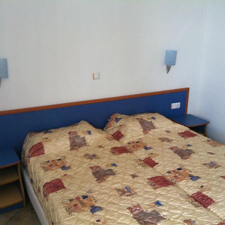 Rusalka Holiday Village Kamen Bryag Chambre photo