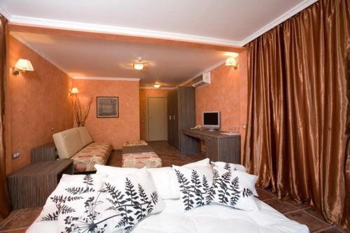 Rusalka Holiday Village Kamen Bryag Extérieur photo